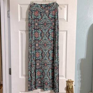 Charlotte Russe Maxi Skirt Stretch